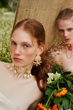 Load image into Gallery viewer, Scabiosa Earrings
